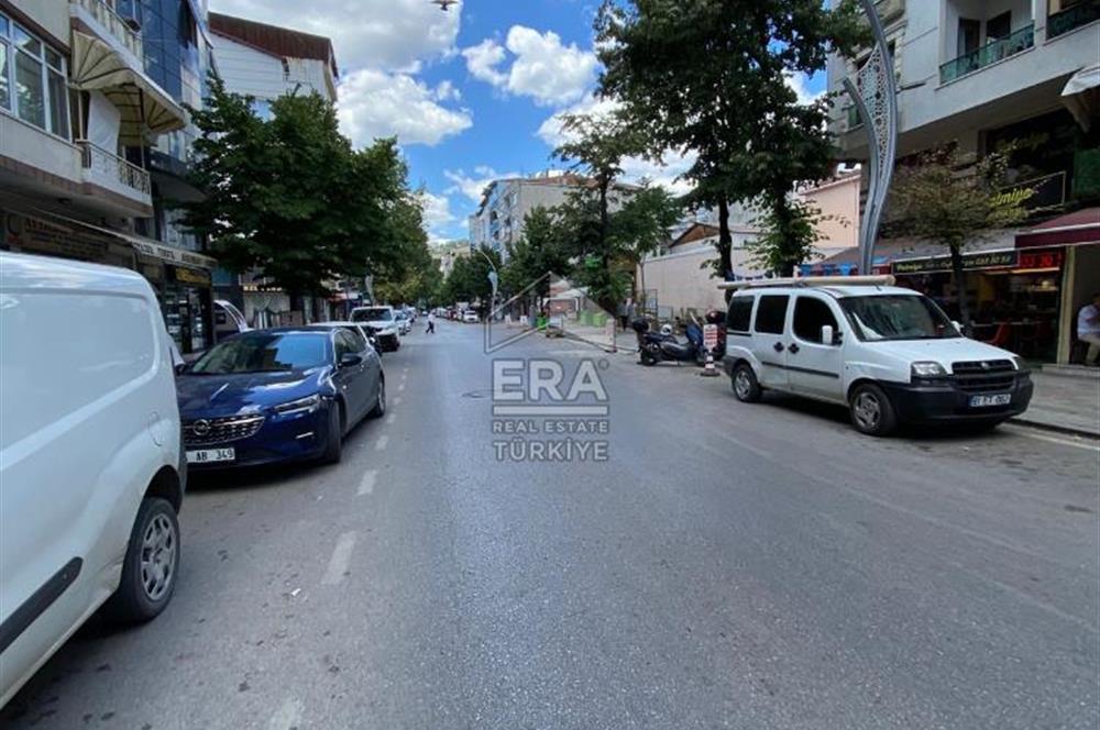 KOCAELİ İZMİT BAĞDAT CADDESİ ÜZERİNDE SATILIK 300 M2 DÜKKAN