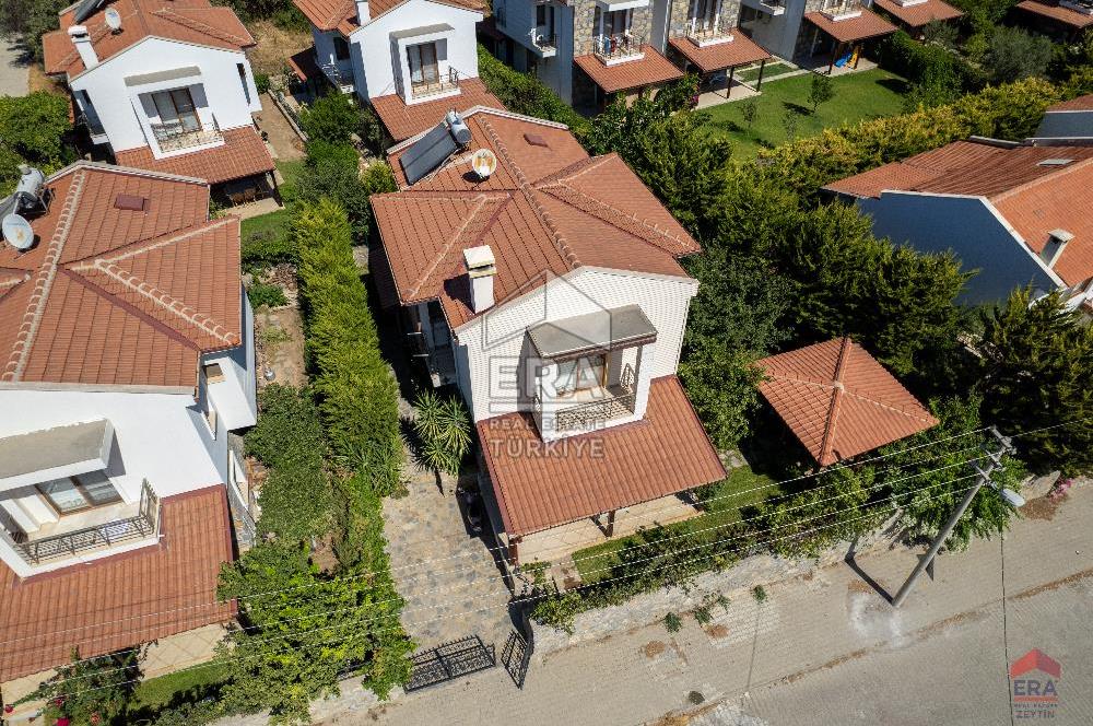 Datça'da 300m² Arsa Payına Sahip Satılık 3+1 Tam Müstakil villa