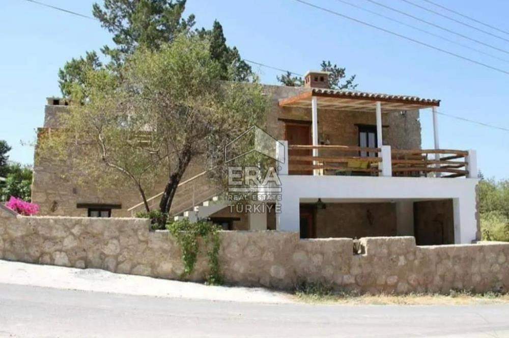 VILLA WITH POOL FOR SALE IN OZANKOY, KYRENIA