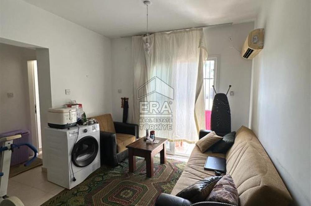 2+1 FLAT FOR SALE IN KYRENIA CENTER