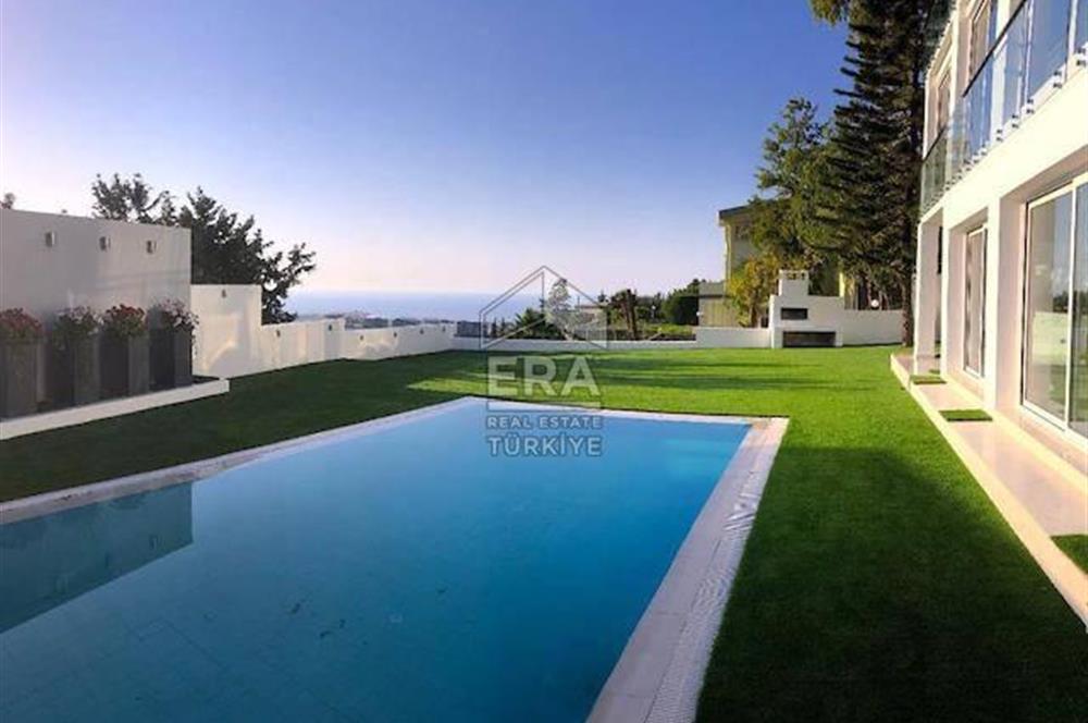 LOVELY VILLA FOR SALE IN KYRENIA