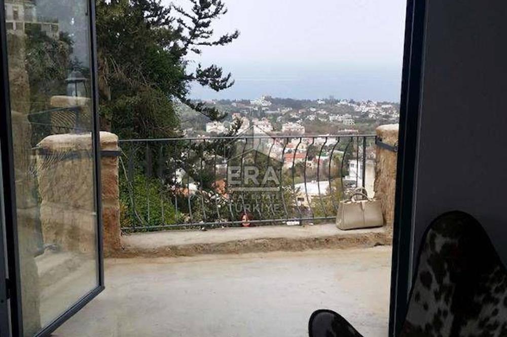 VILLA WITH POOL FOR SALE IN KYRENIA LAPTA