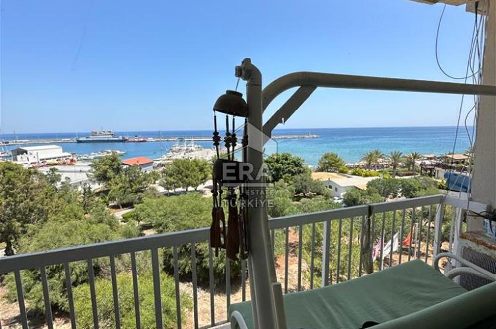 3+1 FLAT IN THE CENTER OF KYRENIA, ZERO TO THE SEA