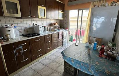 3+1 FLAT IN THE CENTER OF KYRENIA, ZERO TO THE SEA