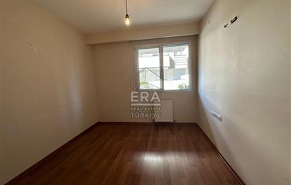 Bayraklı Mansuroğlu Mahallesi Selenova Evleri Kiralık 3+1 Daire