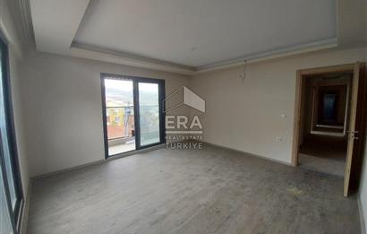 ERA NİVA'DAN BAYRAKLI M.ERENER'DE SATILIK 3+1 BOŞ DAİRE