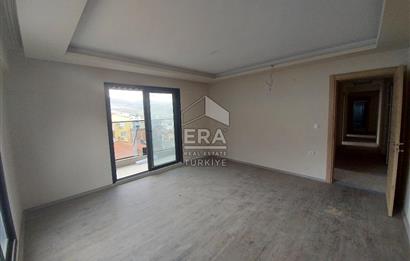 ERA NİVA'DAN BAYRAKLI M.ERENER'DE SATILIK 3+1 BOŞ DAİRE