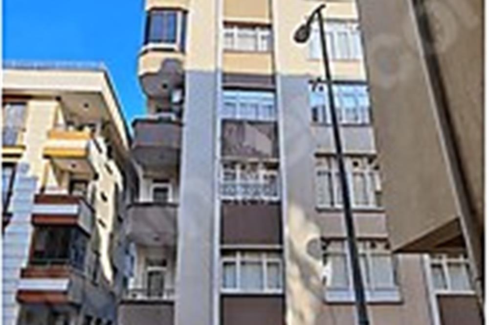 Maltepe Fındıklı Mah. de İçi Yenilenmiş 3+1 Satılık Daire