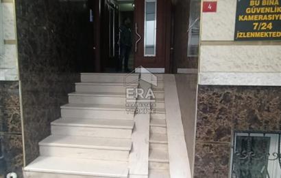 BAHÇELİEVLER FÜZE SOKAKTA SATILIK DAİRE