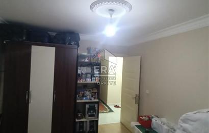 BAHÇELİEVLER FÜZE SOKAKTA SATILIK DAİRE