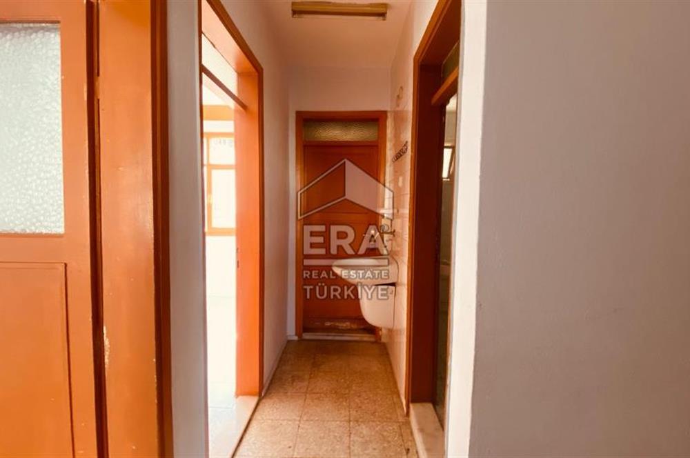 ERA NİVA'DAN BORNOVA ÜMİT MAHALLESİ'DE SATILIK DAİRE