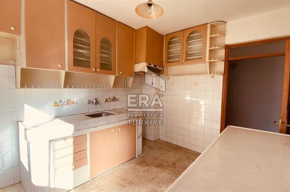 ERA NİVA'DAN BORNOVA ÜMİT MAHALLESİ'DE SATILIK DAİRE