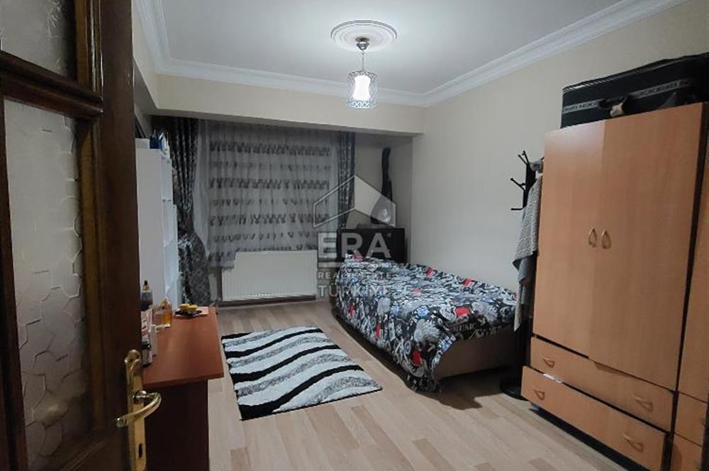 GÜNGÖREN MERKEZ MAHALLESİNDE SATILIK DAİRE