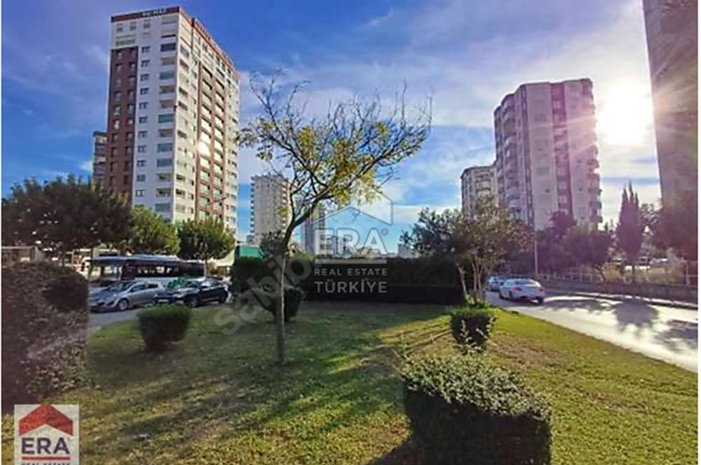 Bankadan Satılık Adana Kurttepe Mahallesinde 4+1 , 204 m2 Daire