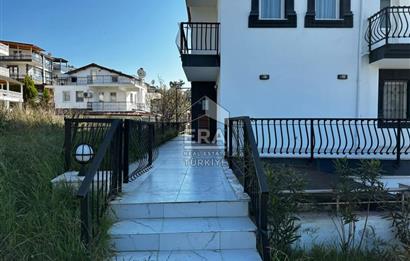Kuşadası Panoramik Deniz Manzaralı 6+2 Forleks Satılık Villa