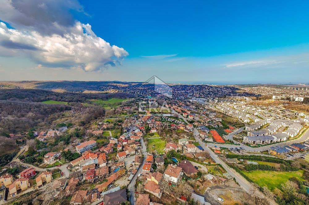 Sarıyer Zekeriyaköy de Satılık 3.000 m2 Villa İmarlı Arsa