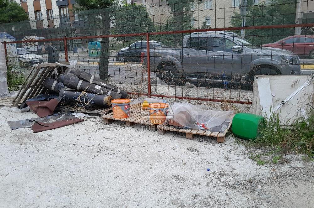 SANCAKTEPE SAMANDIRA ALSANCAK CADDESİ ÜZERİNDE DEVREN NALBUR ve DEKORASYON