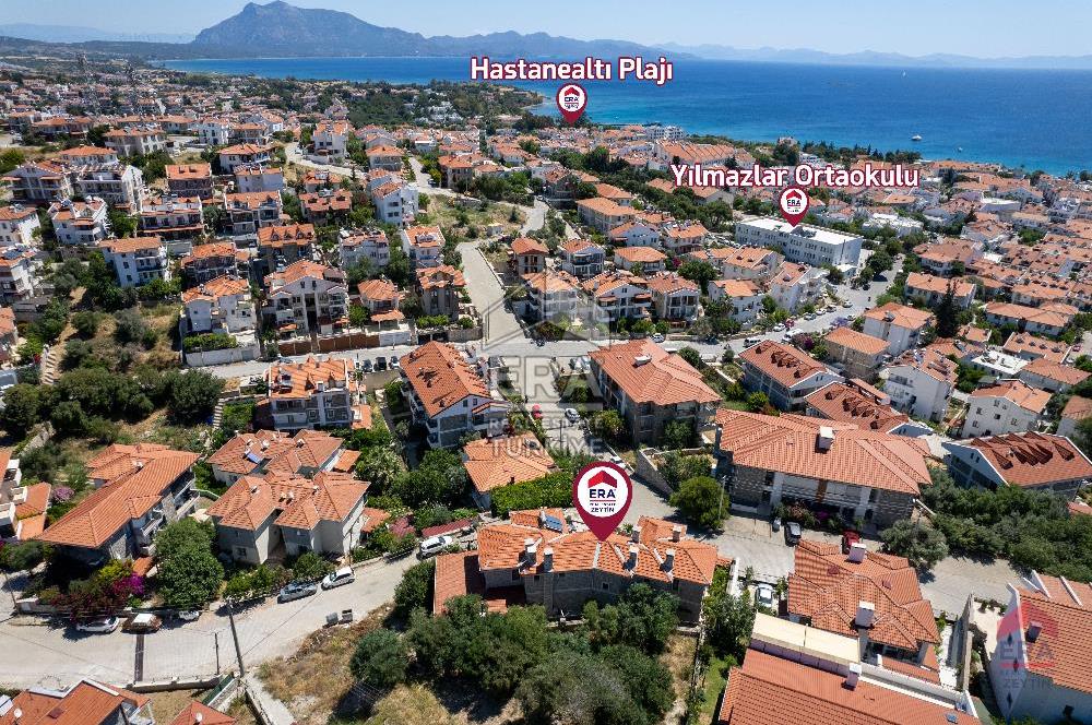 Datça Merkezde Satılık 550m2 Deniz Manzaralı Bahçeli Taş Konak