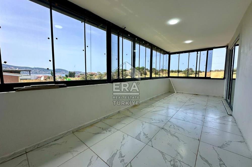 ERA NİVA'DAN YENİ FOÇADA 125 m2 BAHÇELİ 3+1 TRİPLEKS VİLLA