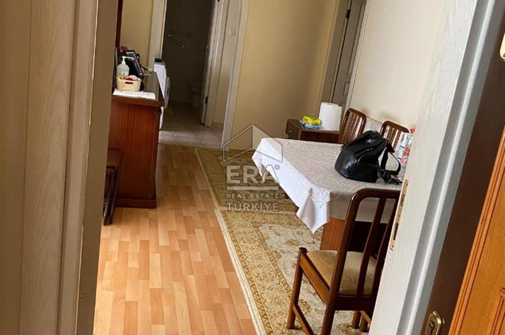 ÜSKÜDAR MURAT REİS'TE 3+1 SATILIK DAİRE