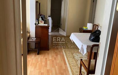 ÜSKÜDAR MURAT REİS'TE 3+1 SATILIK DAİRE