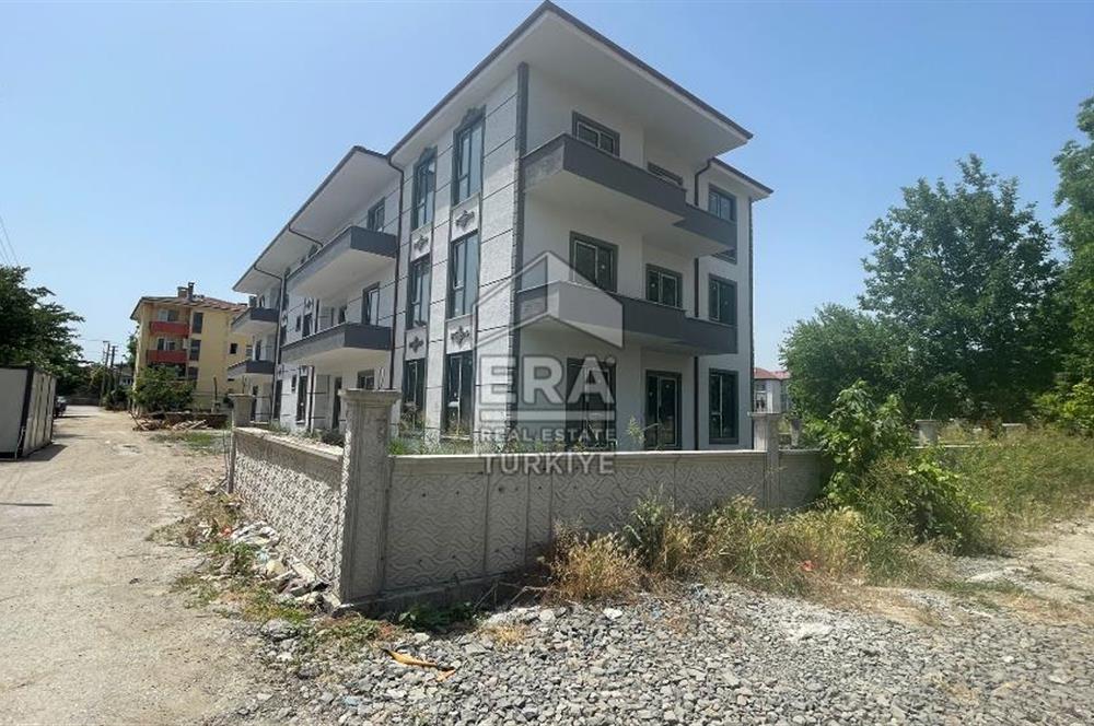 ERA KARAT GAYRİMENKUL RECEP ÖZEN'DEN SATILIK 3+1 SATILIK DAİRE