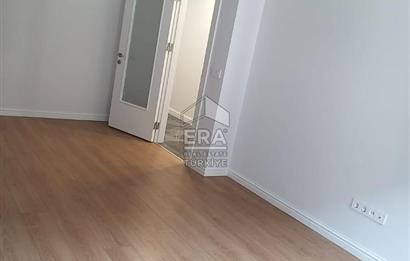 Üsküdar,Çengelköy,Erguvan Evleri,Az Katlı,Yeni Sitede Kiralık