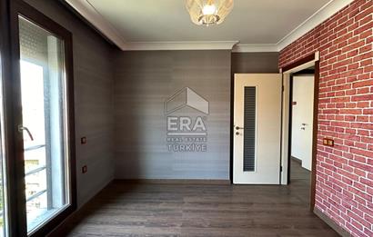 ERA SÖZ DEN BANDIRMA CADDESİ ÜZERİNDE KİRALIK 3+1 DAİRE