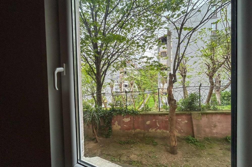 Koşuyolu 100.Yıl Sitesi'nde Satılık 2+1