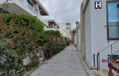 Bodrum Asarlık'ta Frame Suites da Denize Sıfır Satılık Villa