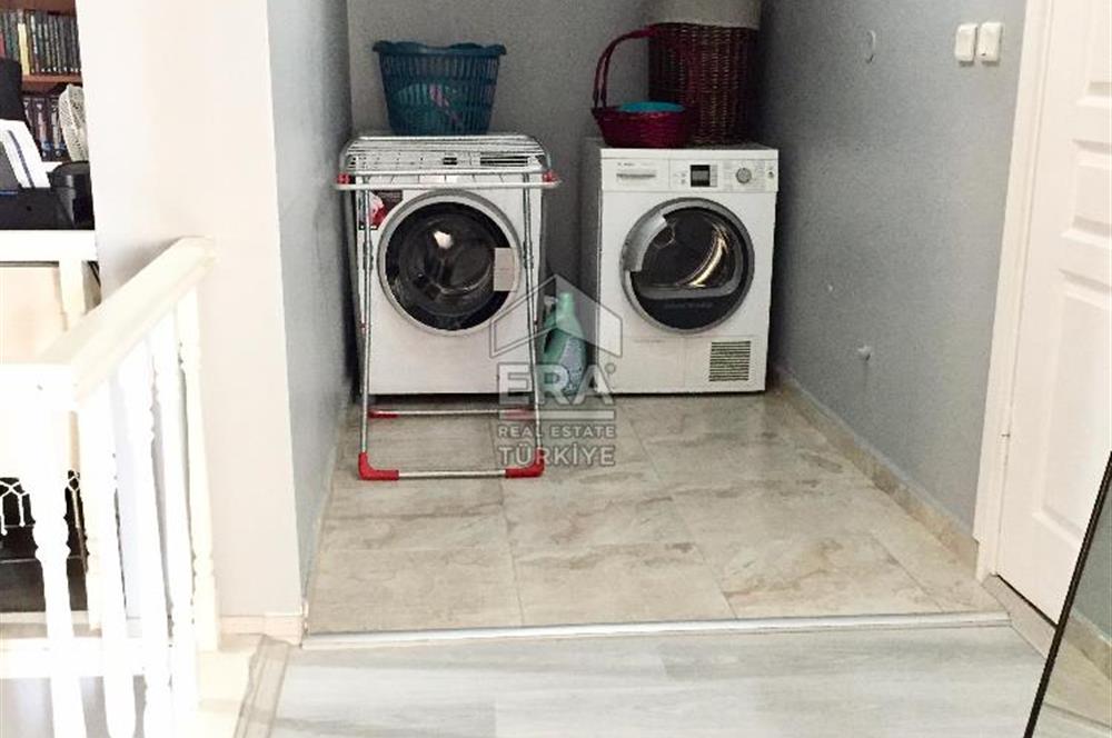 Kurtköy Palmiye Sitesi Teraslı 6+1 Satılık Dubleks