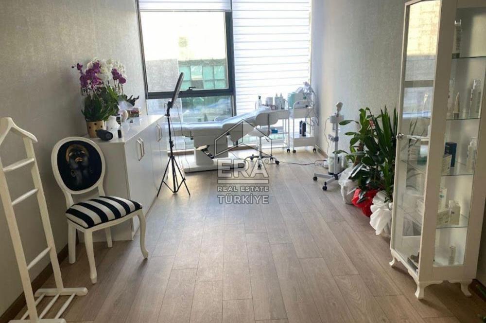 Bayraklı Avcılar Exclusivede Devren Kiralık Güzellik Merkezi