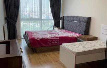 REALİSTANBUL SİTESİNDE SATILIK DAİRE 