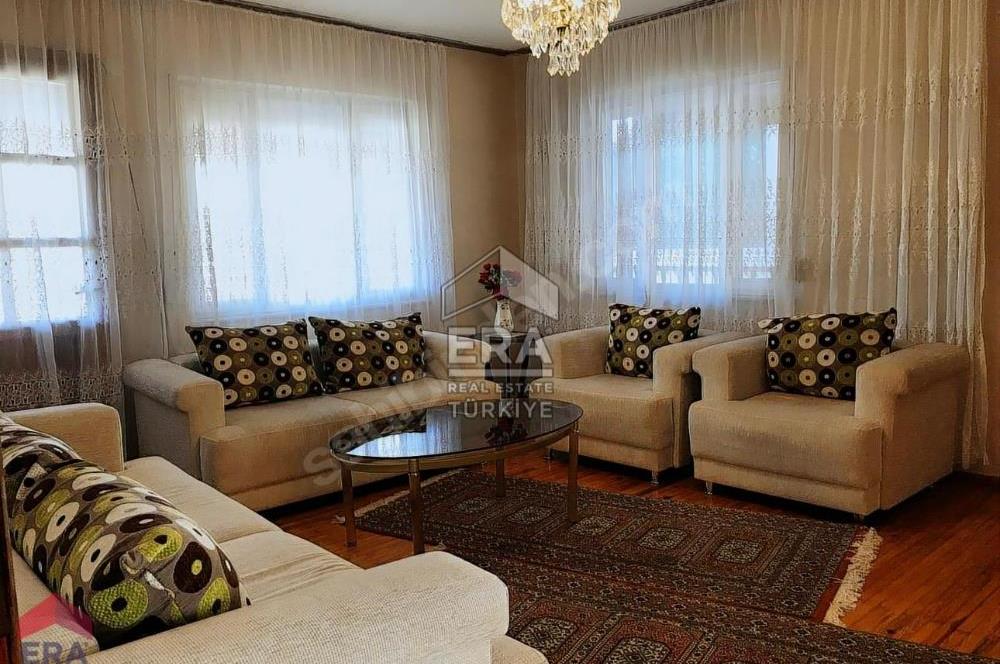 Güzelbahçe Yalı Mahallesi'nde Eşyalı 2+1 Kiralık Daire