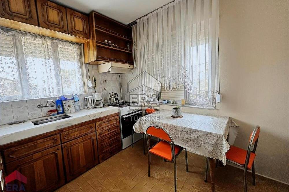 Güzelbahçe Yalı Mahallesi'nde Eşyalı 2+1 Kiralık Daire