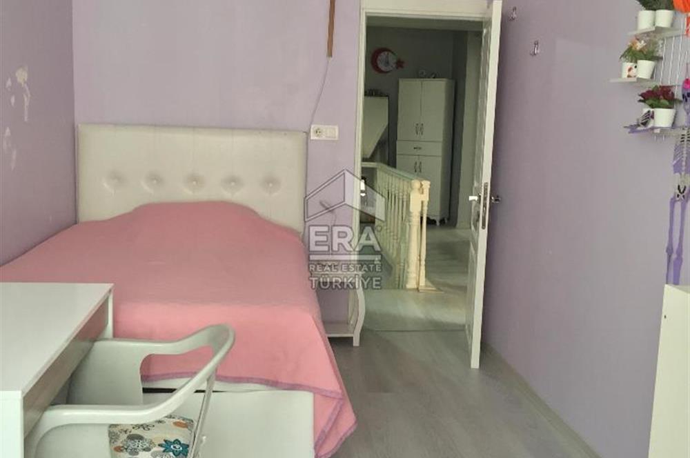 Kurtköy Palmiye Sitesi Teraslı 6+1 Satılık Dubleks