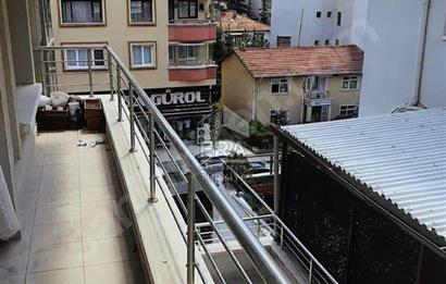 ÇUBUK ÇARŞI MERKEZDE SATILIK 3+1 DAİRE