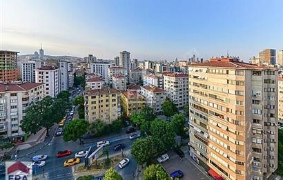 KADIKÖY BAYAR CADDESİNDE MUHTEŞEM KONUMDA KİRALIK DAİRE