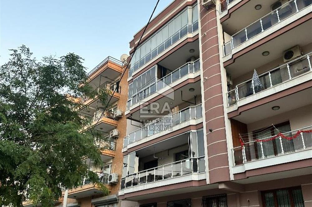 Karşıyaka Şemikler Mahallesi'nde Eşyalı 3+1 Kiralık Daire