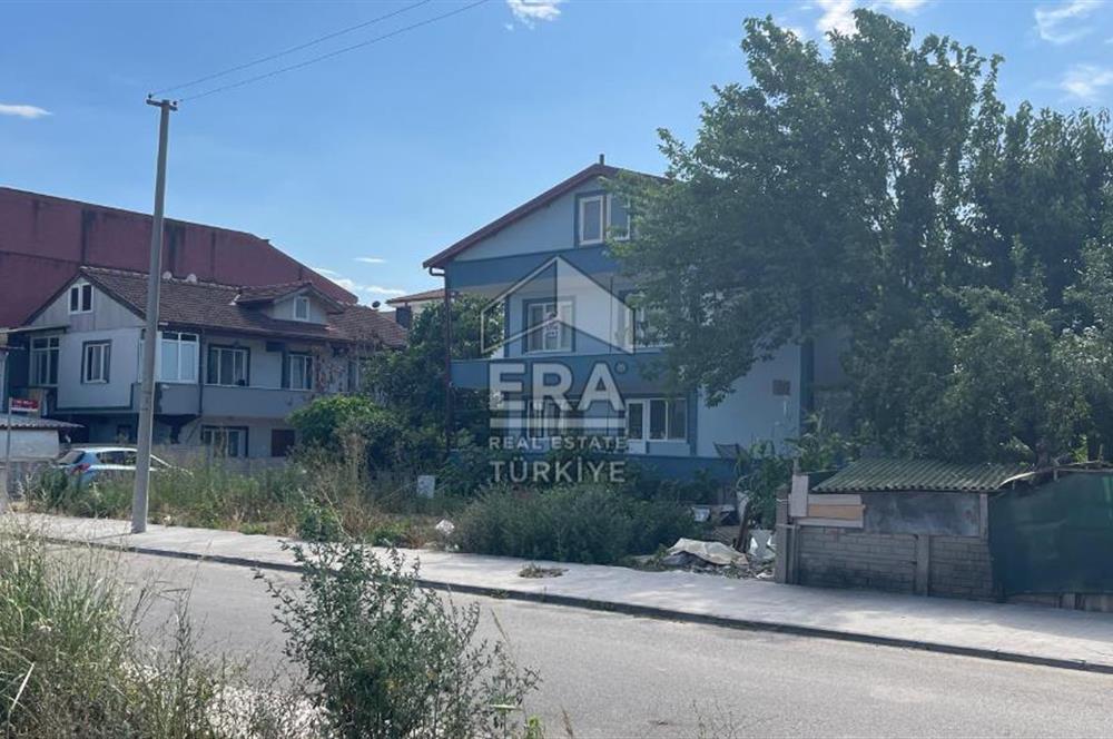 ERA KARAT RECEP ÖZEN'DEN TEPEKUM CADDE ÜZERİ SATILIK MÜSTAKİL EV