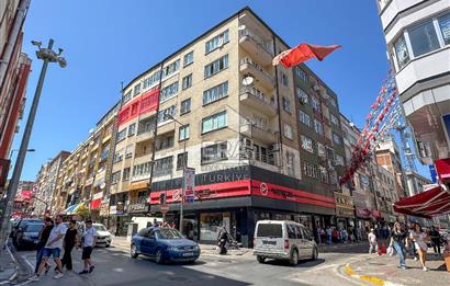 ERA SÖZ DEN KIZILAY CADDESİNDE KİRALIK EŞYALI 2+1 DAİRE