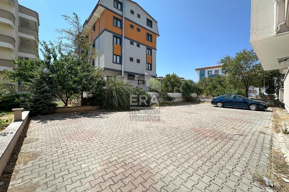 ERA SÖZ DEN PAŞAALANI SEVGİ HASTANESİNE YAKIN SATILIK 3+1 DAİRE