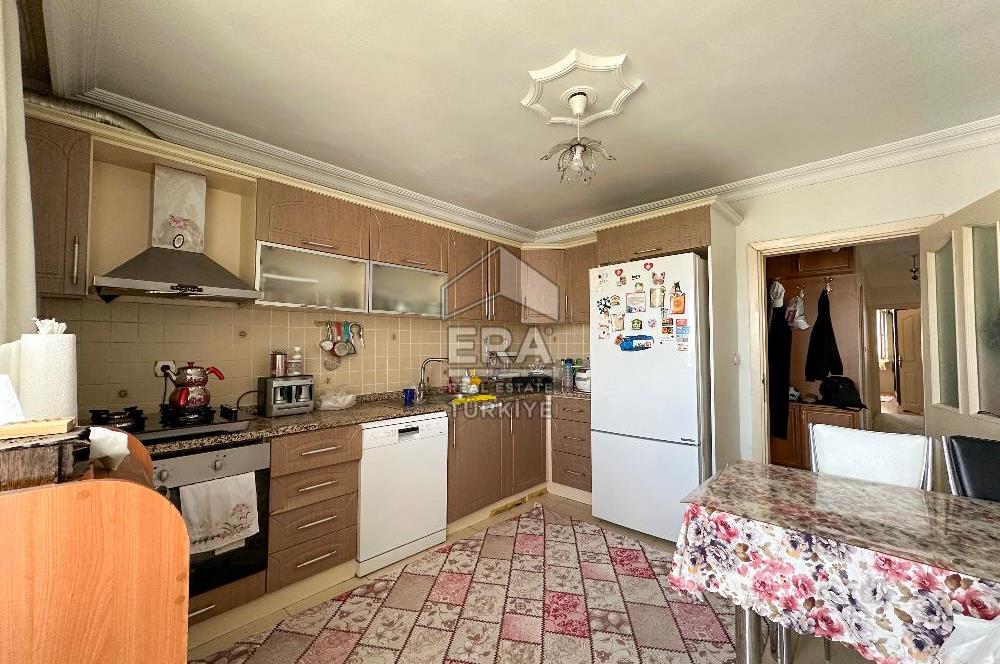 ERA SÖZ DEN PAŞAALANI SEVGİ HASTANESİNE YAKIN SATILIK 3+1 DAİRE