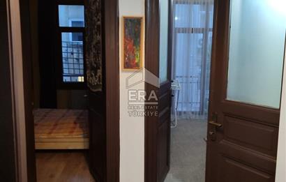 ŞİŞLİ OSMANBEY TARİHİ BİNADA SATILIK 4+1 DAİRE