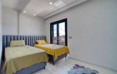 Yenifoça Deniz Manzaralı Satılık 3+1 Villa