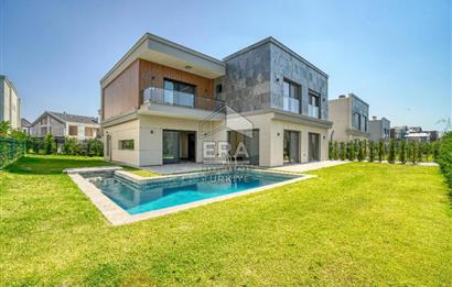 Sasalı Privatus Sitesinde 5+1 Satılık Lüks Villa