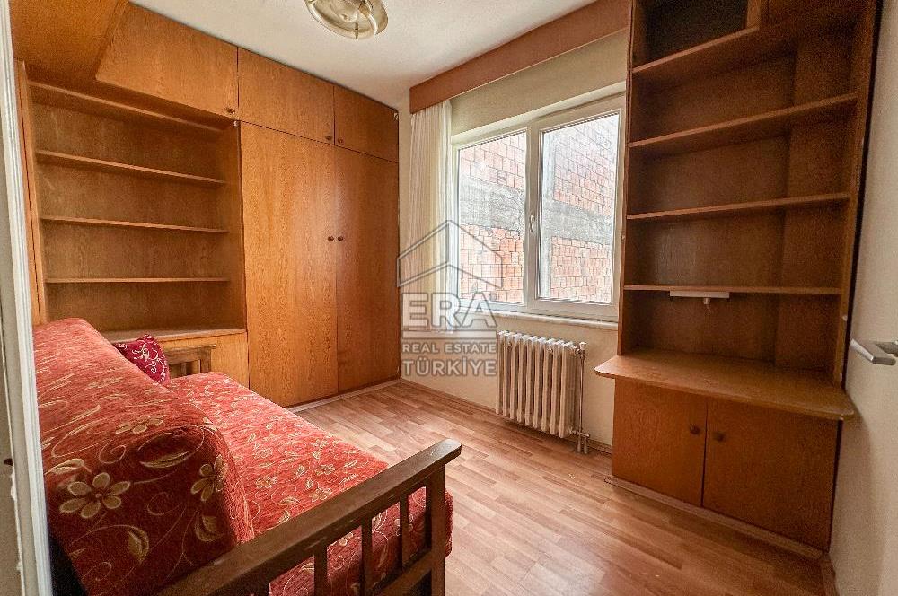 ERA SÖZ DEN KIZILAY CADDESİNDE KİRALIK EŞYALI 2+1 DAİRE