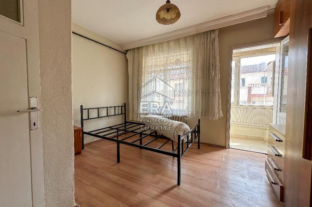 ERA SÖZ DEN KIZILAY CADDESİNDE KİRALIK EŞYALI 2+1 DAİRE