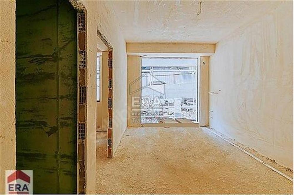 KÜÇÜKYALI ALTINTEPE DE SATILIK SIFIR 1+1 BAHÇE KATI DAİRE