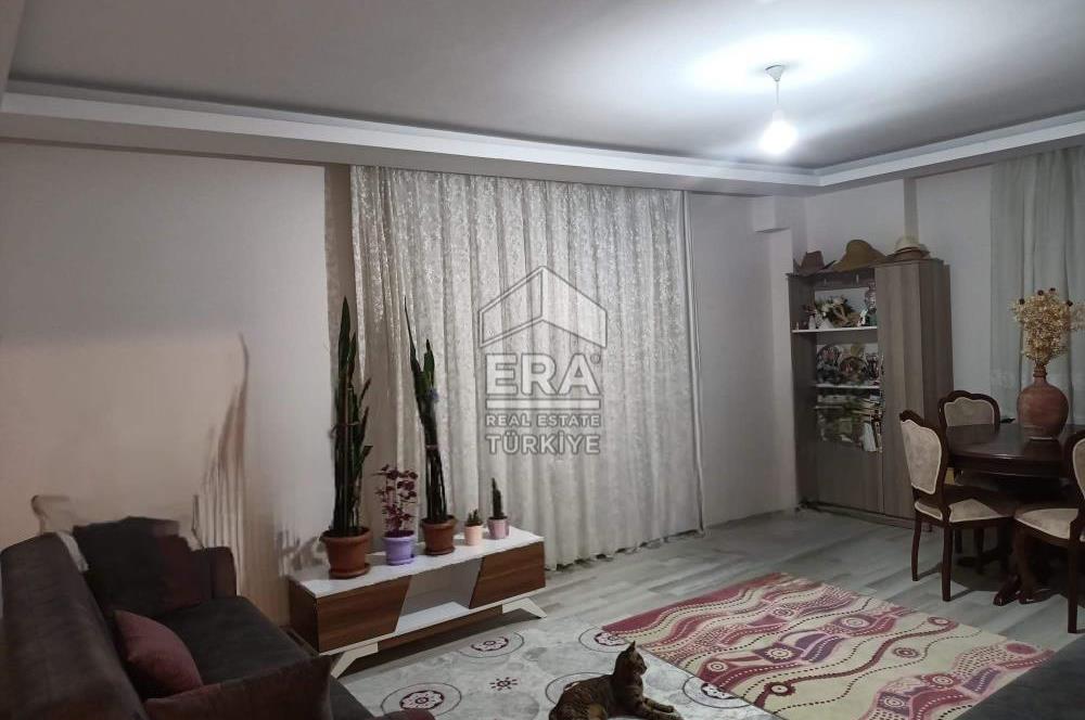 TUZLA İSTASYONU KARŞISINDA SATILIK 2+1 DAİRE